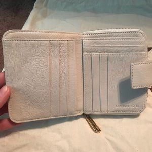 Michael Kors Bags - Michael Kors zip around wallet Michael Kors Bags - Michael Kors zip around wallet